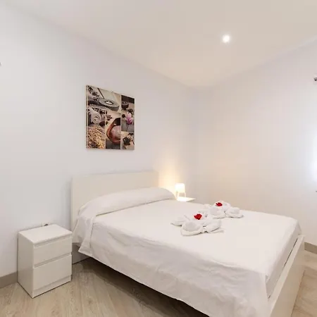 Acogedora Casa Con Vistas Al Mar, Wifi, Bbq Y Piscina Compartida 別荘 *